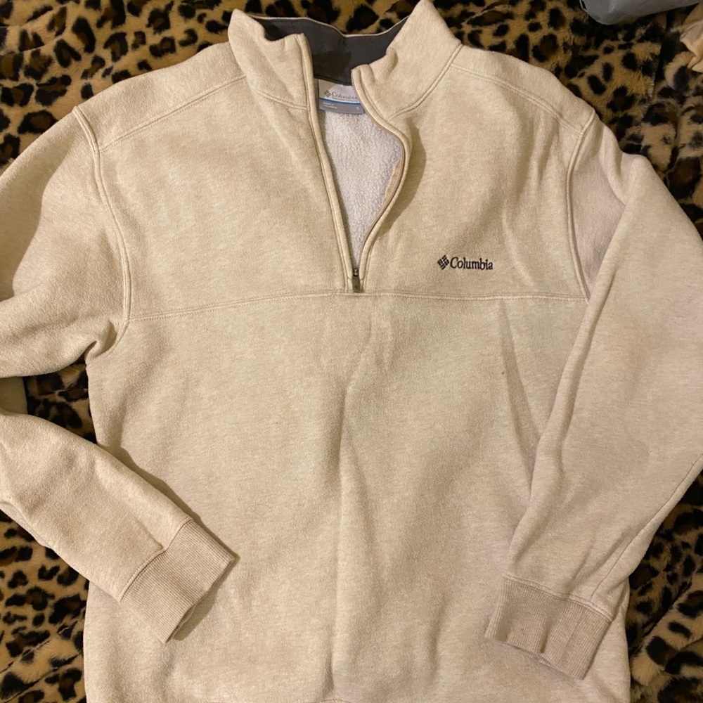 Columbia Tan quarter zip sweater